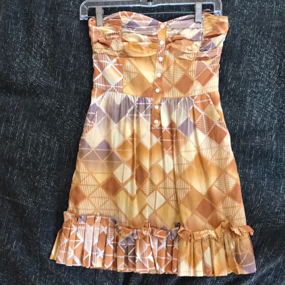 Super cute strapless dress